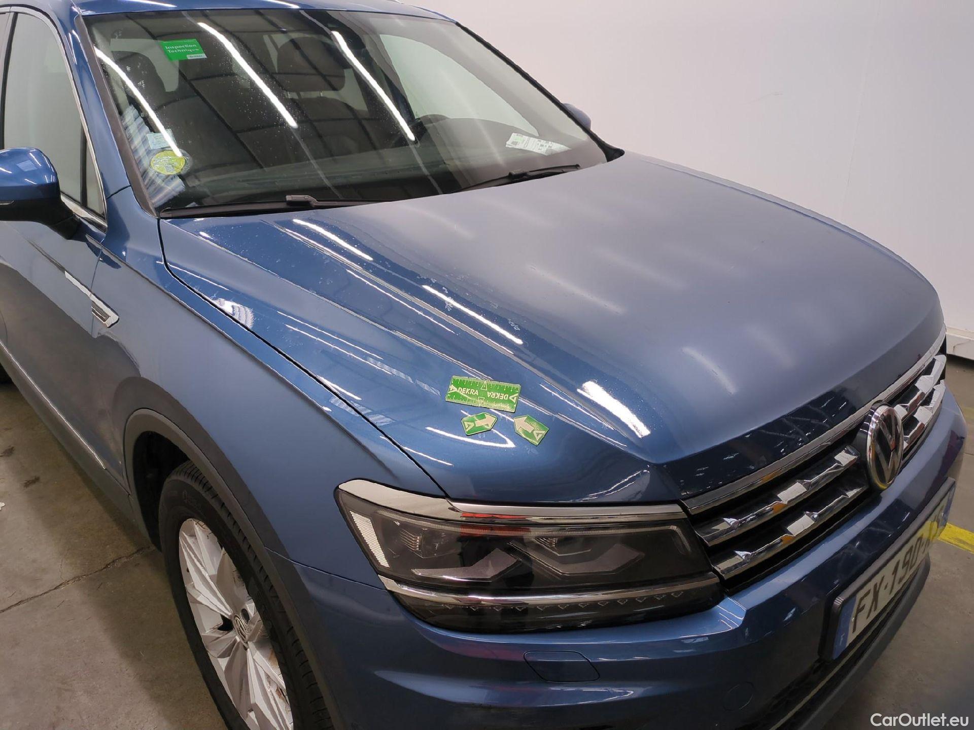  Volkswagen  Tiguan VOLKSWAGEN  Allspace / 2017 / 5P / SUV 2.0 TDI 150 BMV6 Carat #32