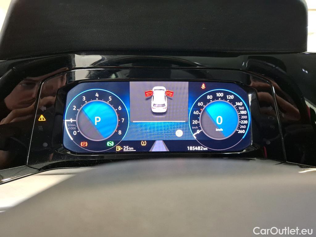  Volkswagen  Golf  VOLKSWAGEN / 2020 / 5P / Berline 1.0 eTSI OPF 110 DSG7 Life Business #5