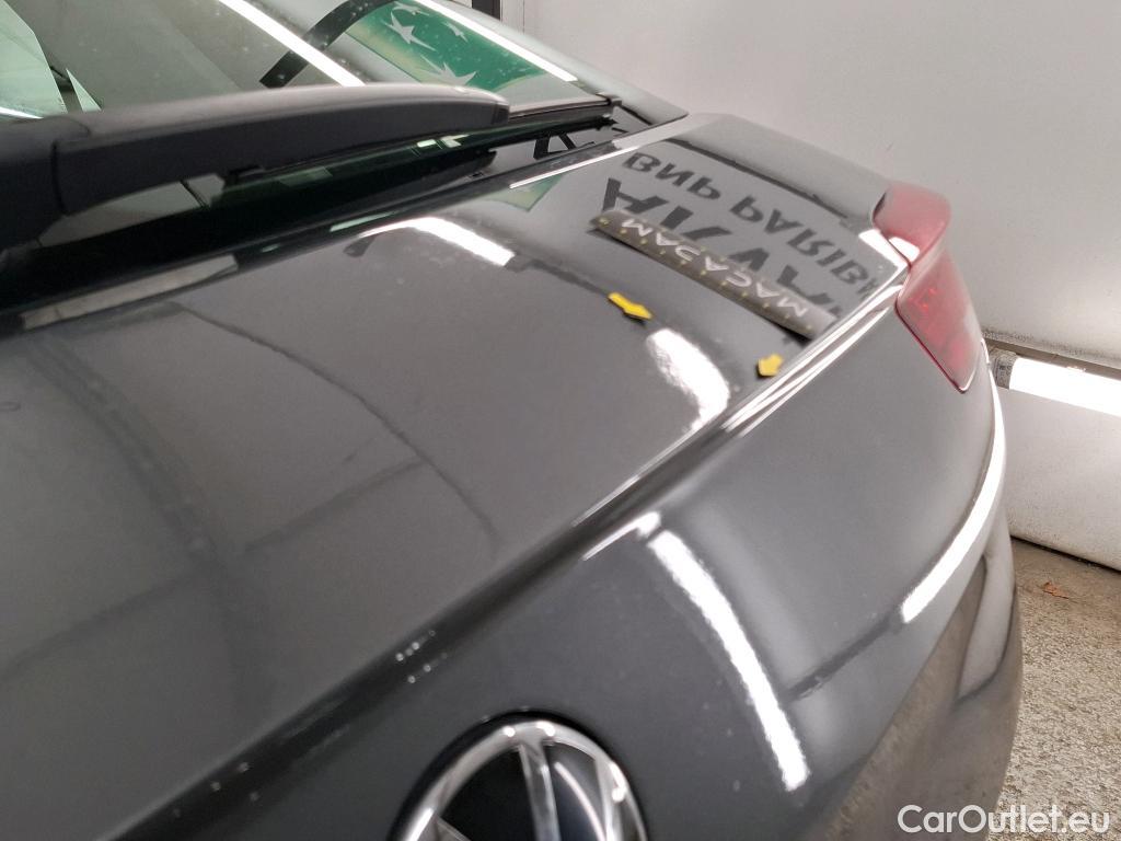  Volkswagen  T-ROC VOLKSWAGEN  / 2017 / 5P / SUV 2.0 TDI 150 LOUNGE BUSINESS DSG7 #26