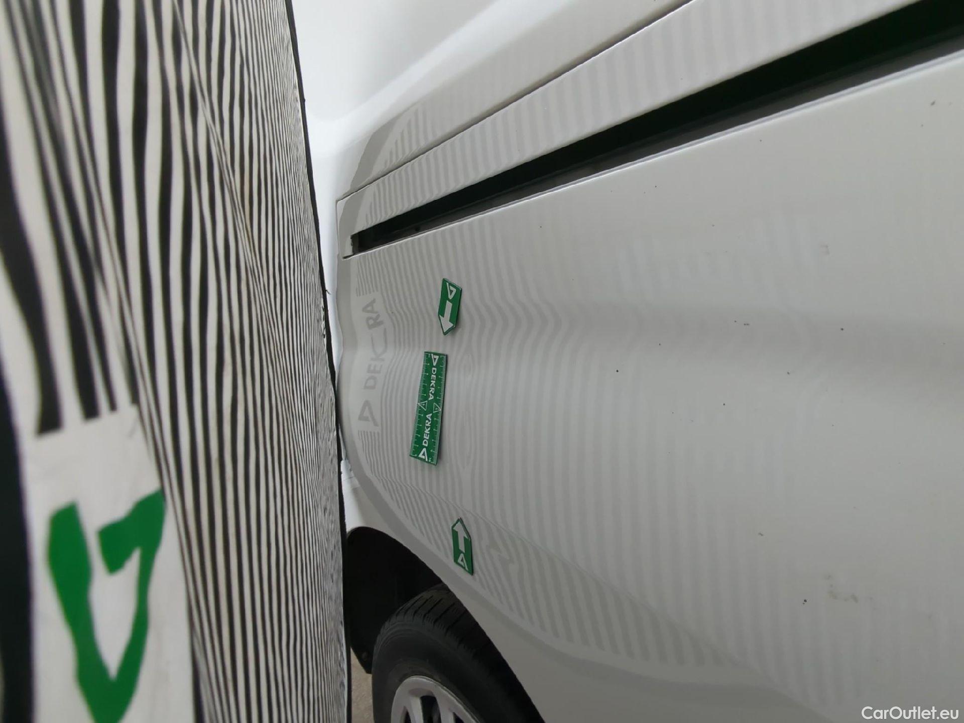  Fiat  Doblo Doblò Pro Lounge Maxi Fourgon 1.6 Multijet #18