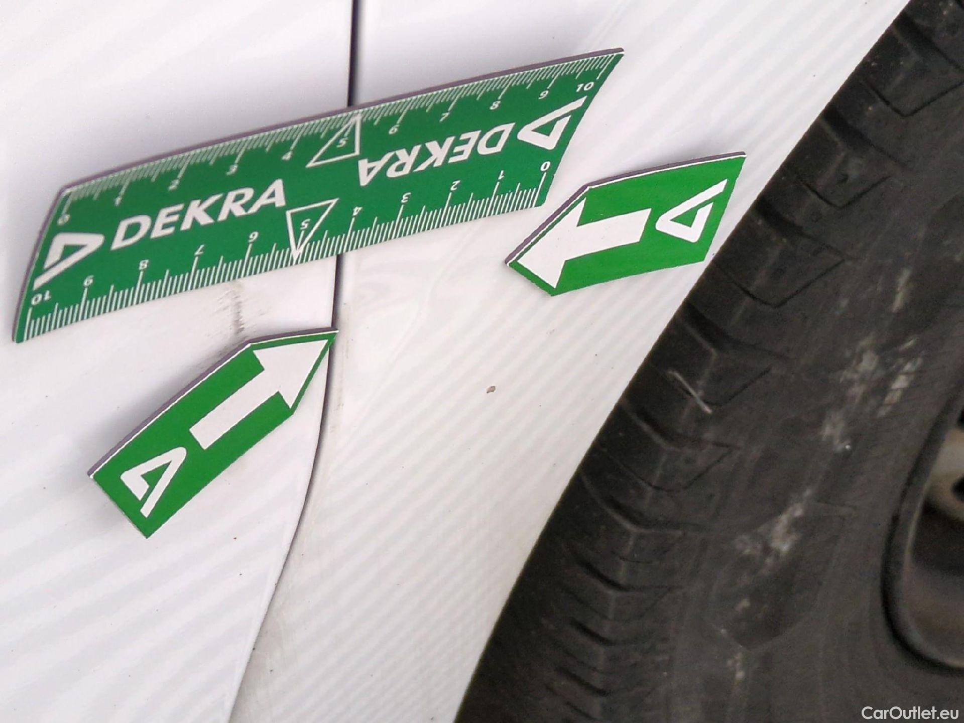  Citroen  Jumpy  Fourgon Club M 2.0 BlueHDi 120CV BVM6 E6dT #24