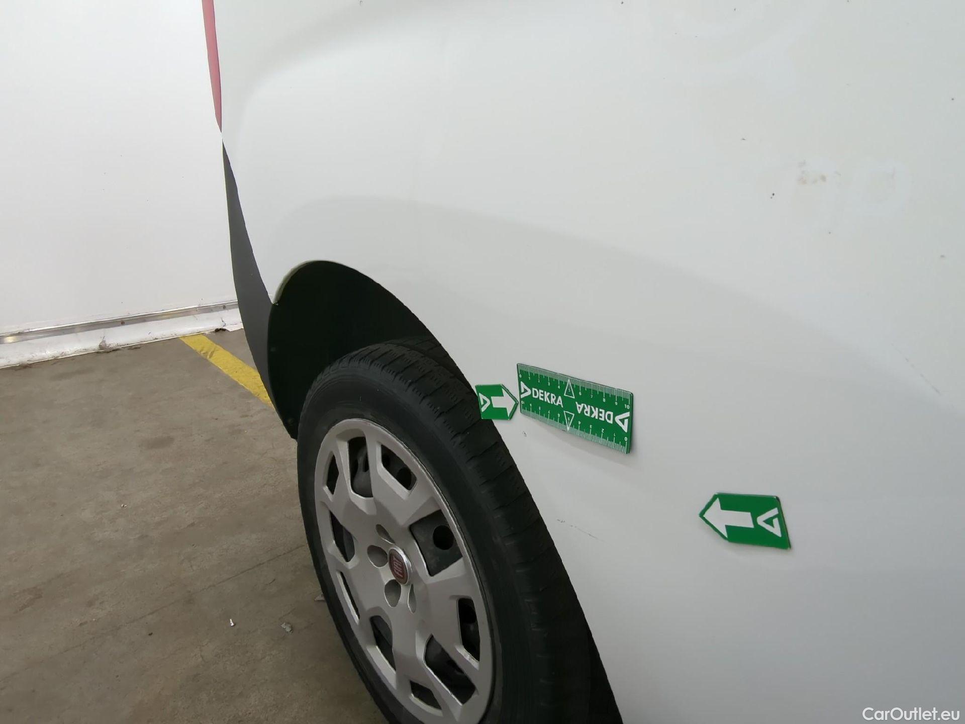  Fiat  Doblo Doblò Pro Lounge Maxi Fourgon 1.6 Multijet #19