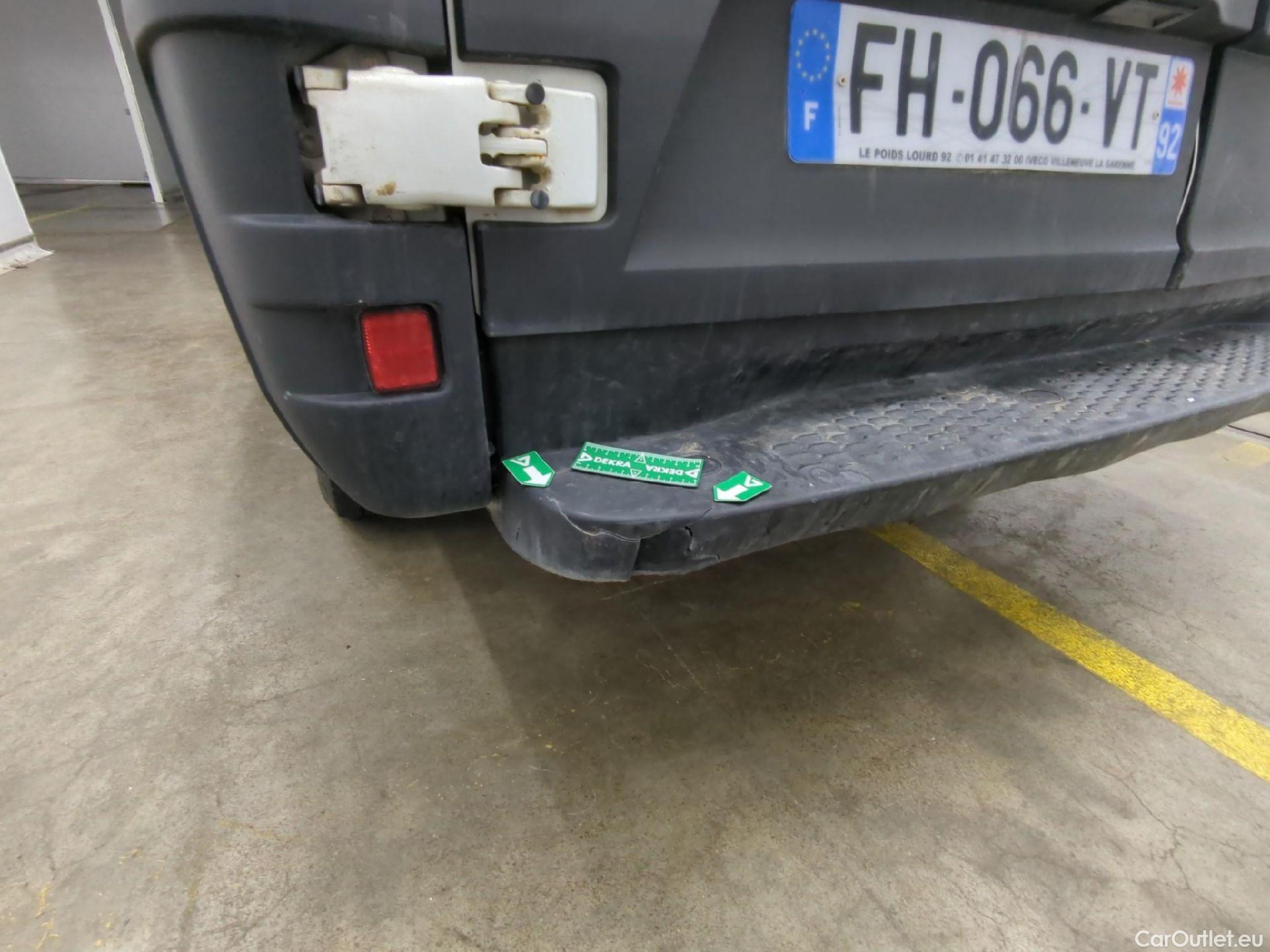  Iveco  Daily IVECO  VU 4p Fourgon 2.3 35S16 V11 H2 3520 #35