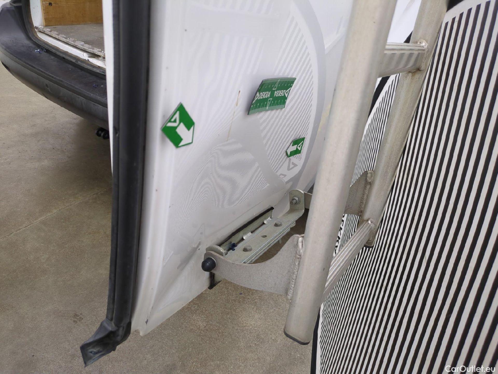  Citroen  Jumpy  Fourgon Club M 2.0 BlueHDi 120CV BVM6 E6dT #34