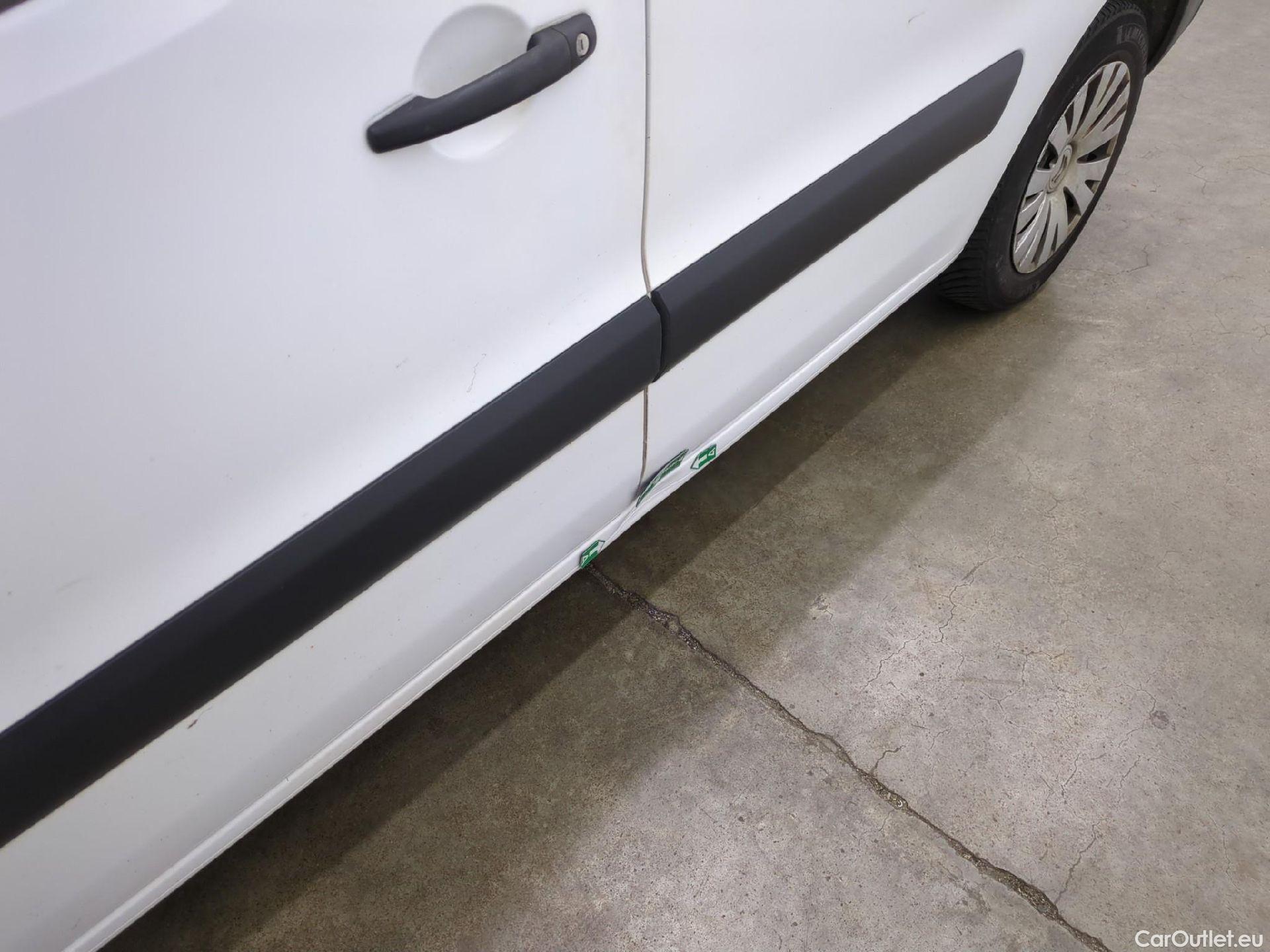  Citroen  Berlingo  Fourgon Business L1 (Court) 1.6 BlueHDi 75CV BVM5 E6 #55