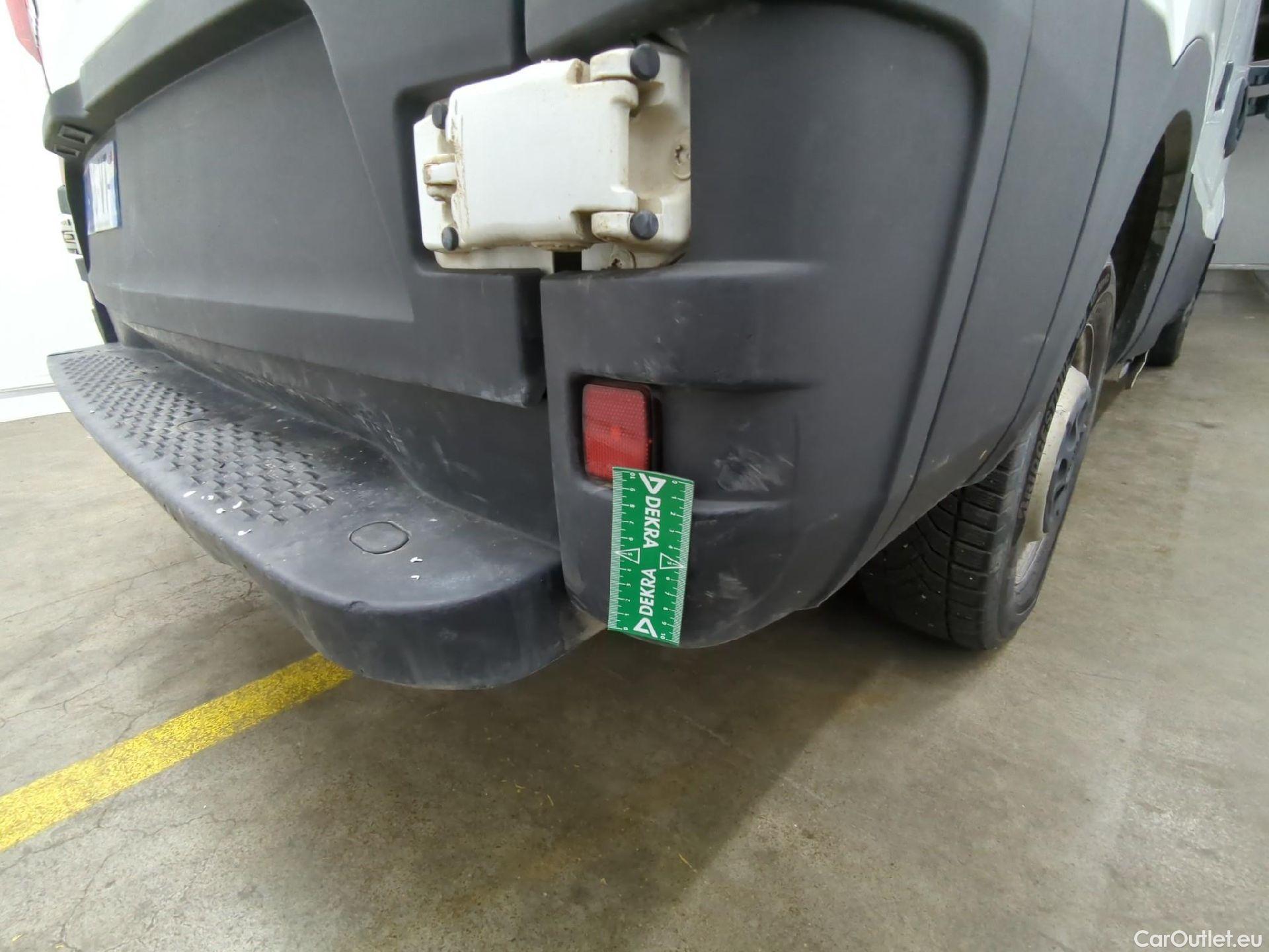  Iveco  Daily IVECO  VU 4p Fourgon 2.3 35S16 V11 H2 3520 #47