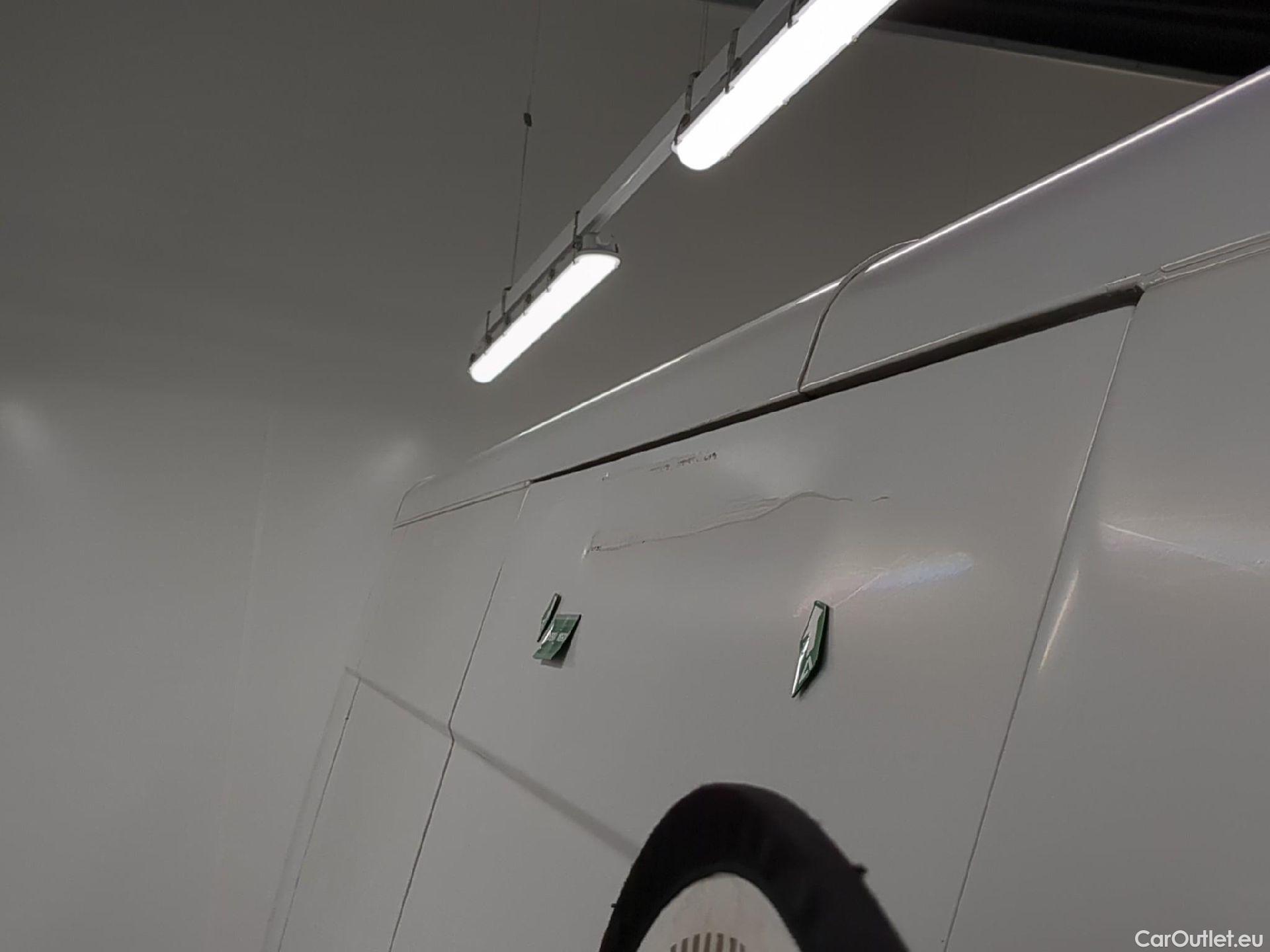  Iveco  Daily IVECO  VU 4p Fourgon 2.3 35S16 V11 H2 3520 #10