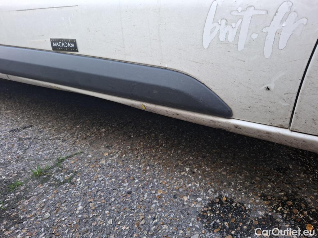  Citroen  Jumpy CITROEN  / 2016 / 4P / Fourgon tôlé XS BlueHDi 120 S&S EAT8 Cityvan #8