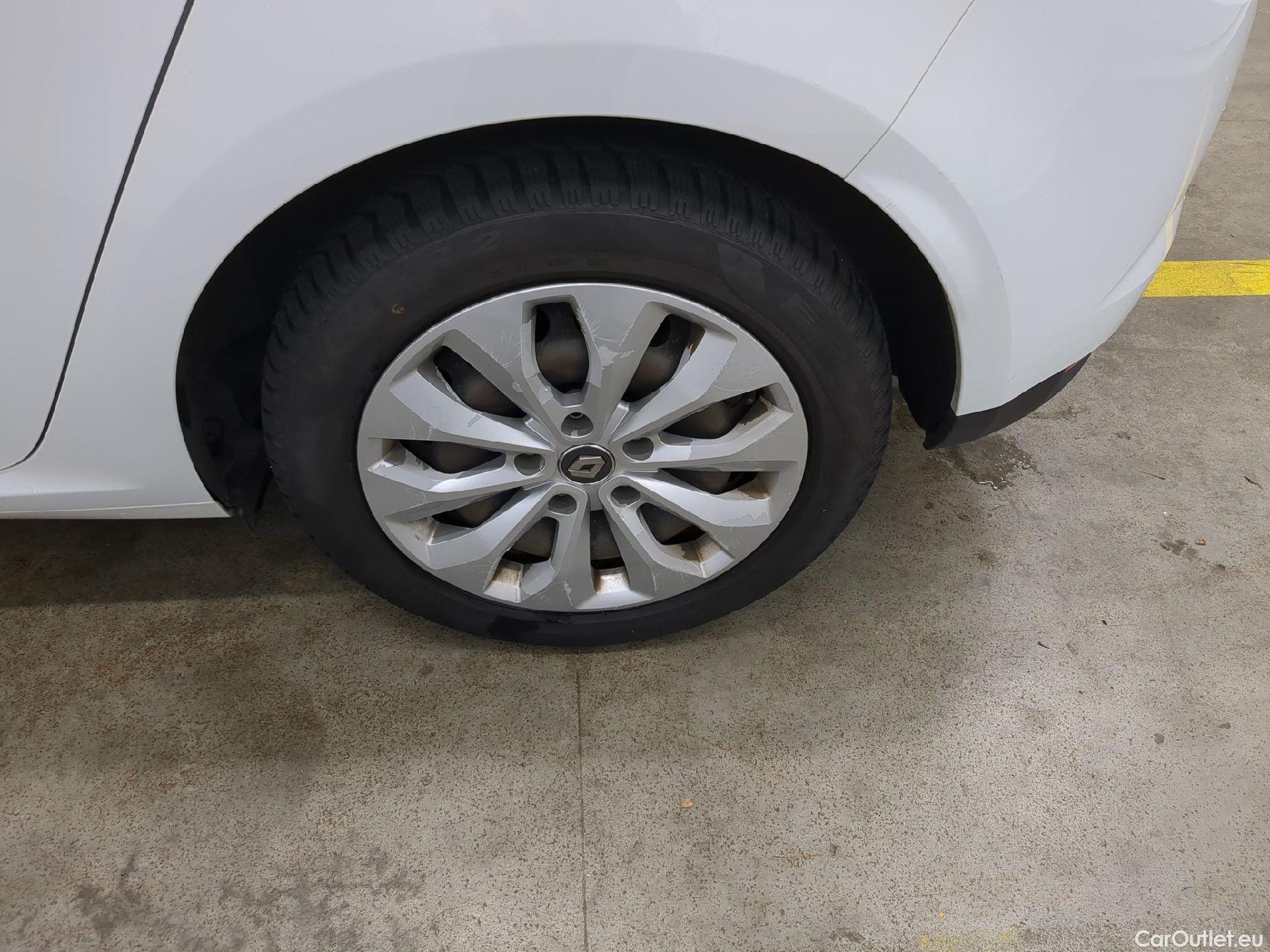  Renault  Megane  IV Berline 5pt. Société Air Nav 1.5 dCi 90CV BVM6 E6 #29