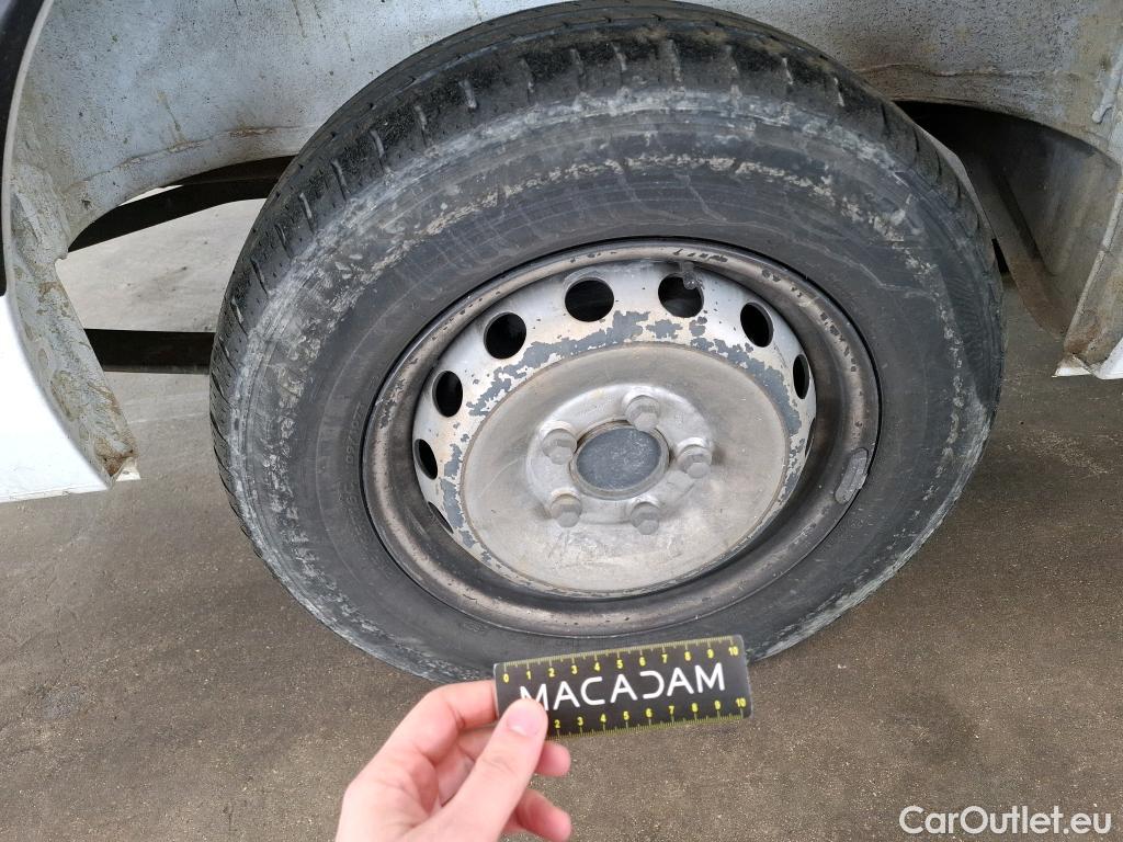  Renault  Master RENAULT  / 2014 / 4P / Fourgon tôlé &FG GCf Trac F3300 L1H1 dCi 110 Euro6 #62