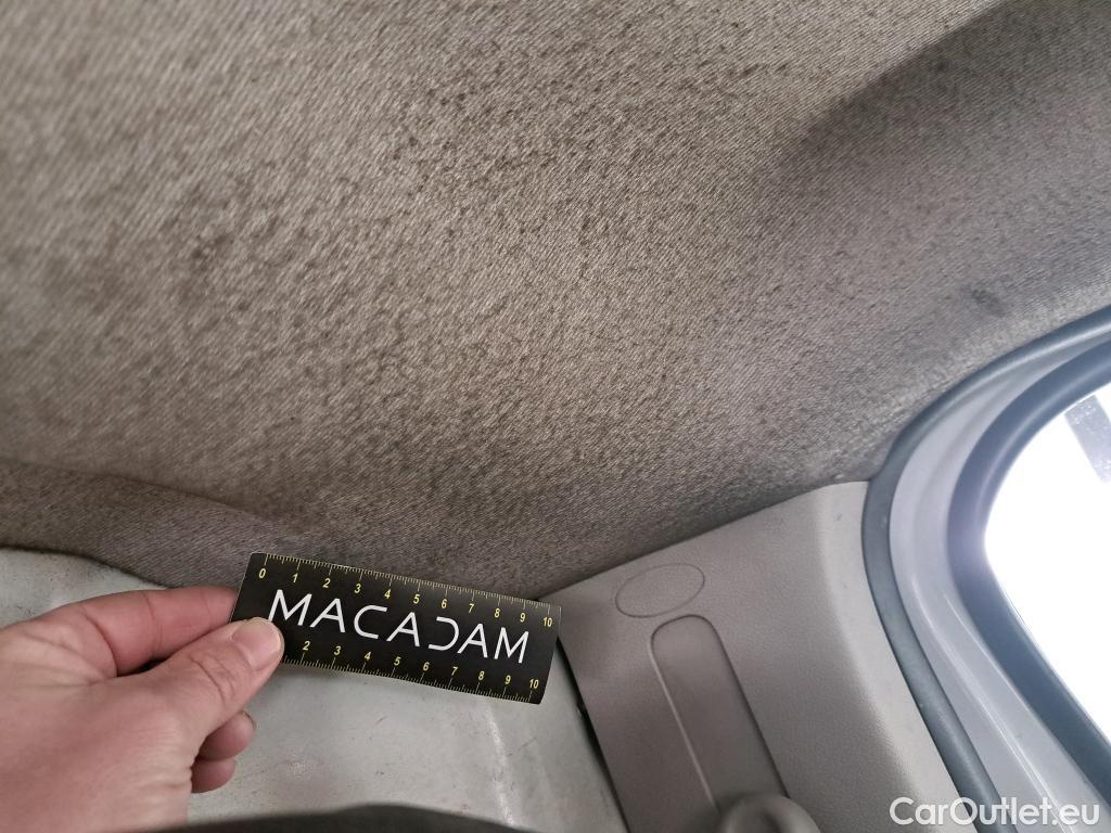  Renault  Trafic  Furgon Grand Confort L1H1 1200 1.6 dCi 125CV BVM6 E6 #26