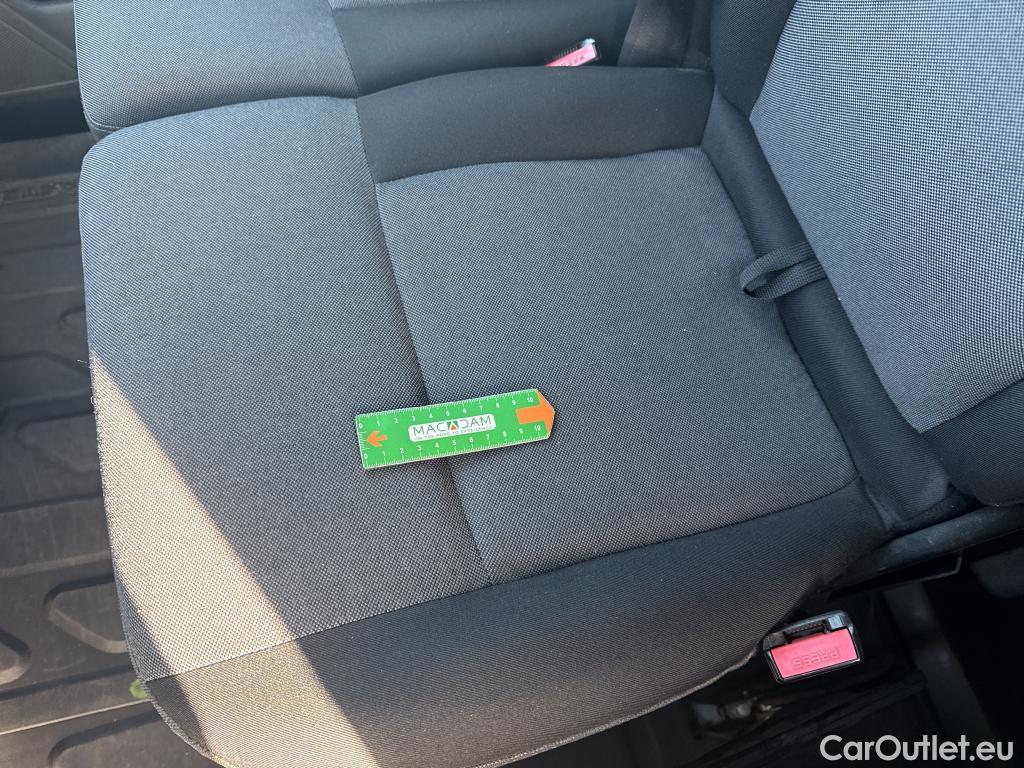  Renault  Master  III Fourgon L2H2 3 5 Grand Confort dCi #7