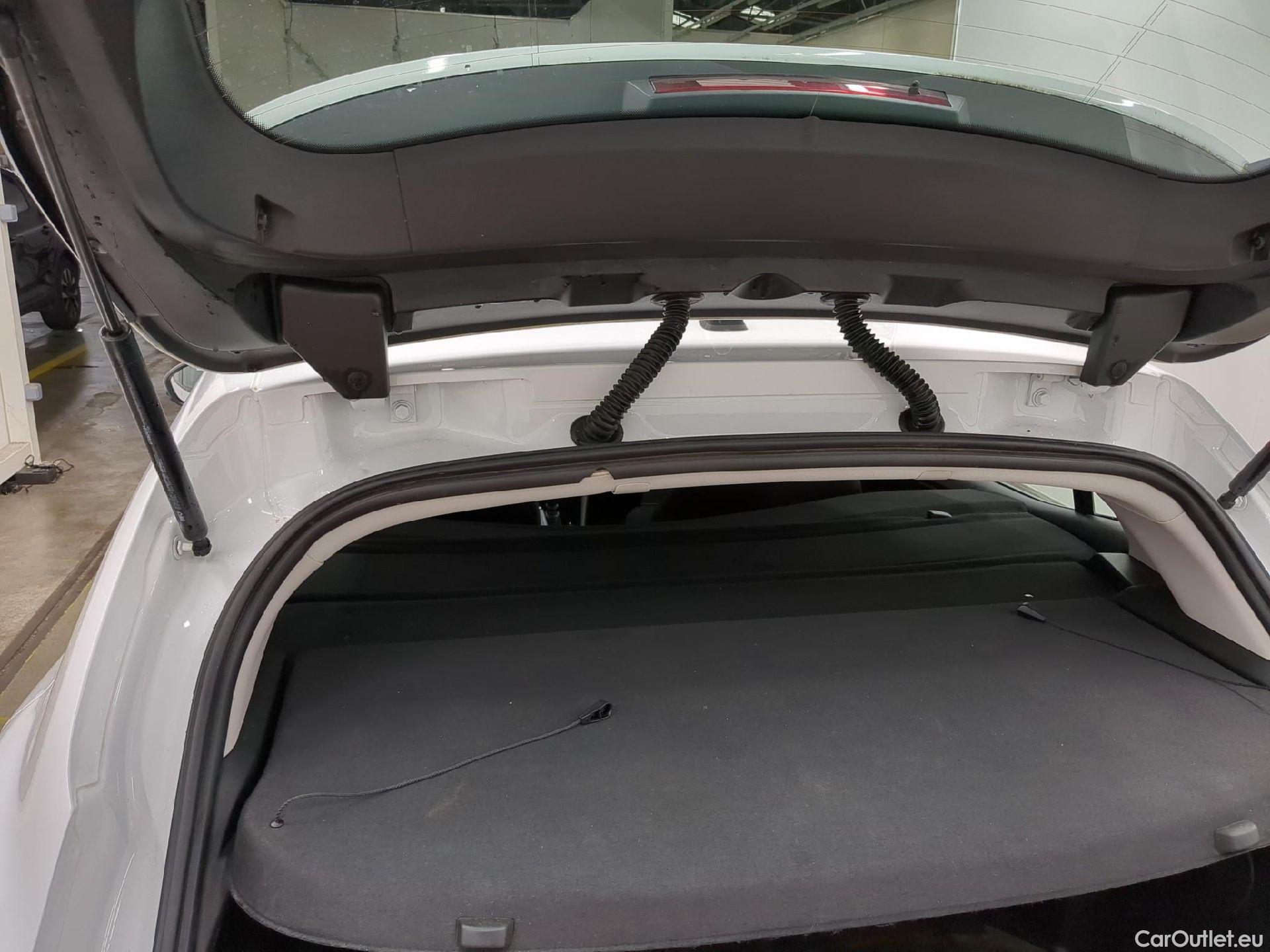  Renault  Megane  IV Berline 5pt. Société Air Nav 1.5 dCi 90CV BVM6 E6 #2