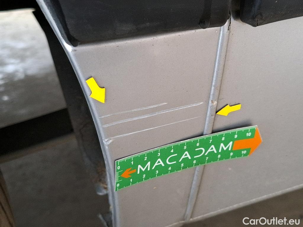  Renault  Master Renault V.I.  VU 4p Fourgon 2.3 125.35 FG L4H2 GC P-MJ #10