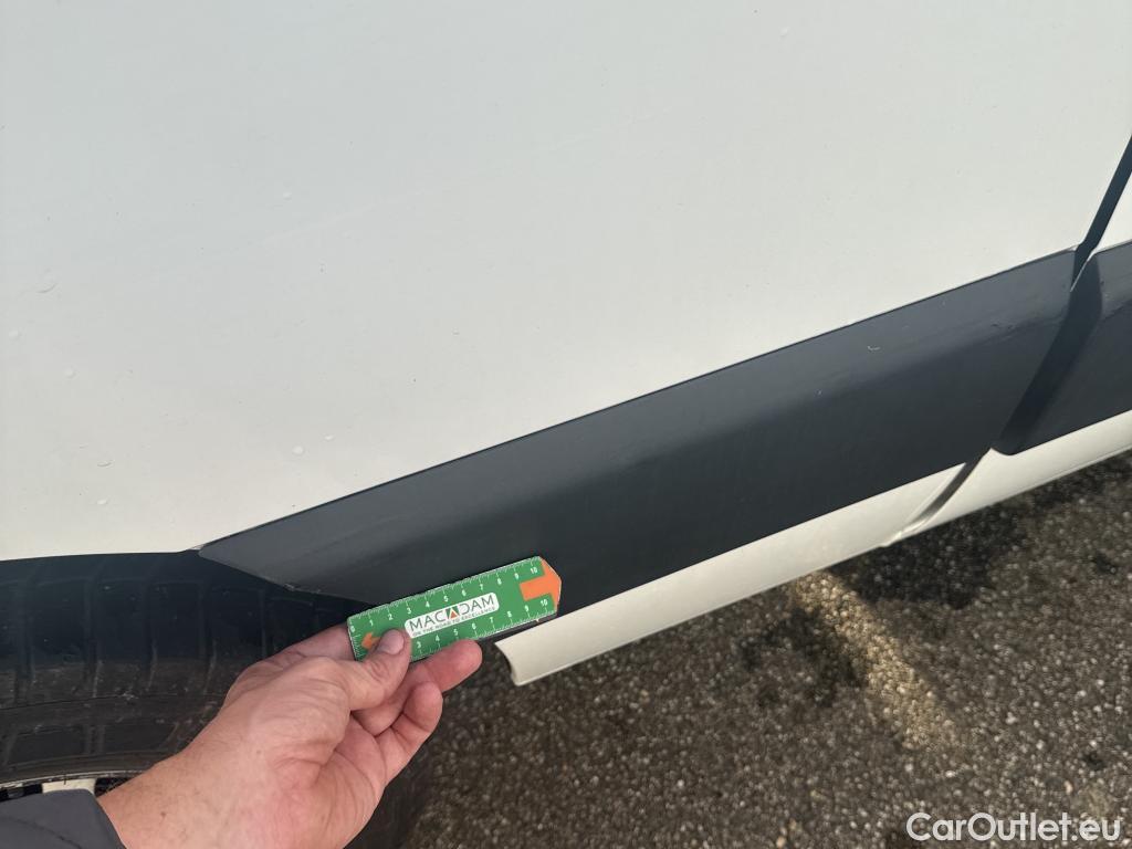  Renault  Master  III Fourgon L2H2 3 5 Grand Confort dCi #41