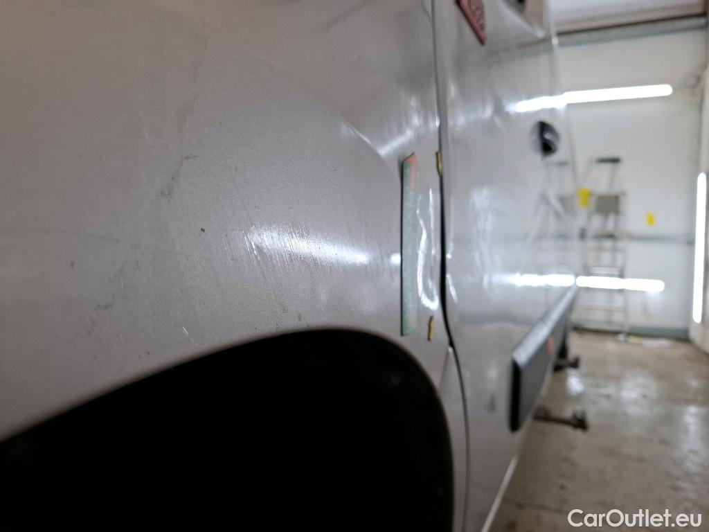  Renault  Master Renault V.I.  VU 4p Fourgon 2.3 125.35 FG L4H2 GC P-MJ #26