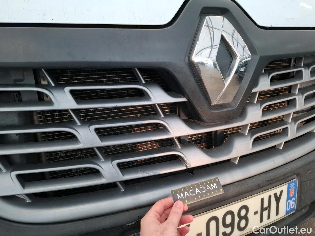  Renault  Master RENAULT  / 2014 / 4P / Fourgon tôlé &FG GCf Trac F3300 L1H1 dCi 110 Euro6 #49