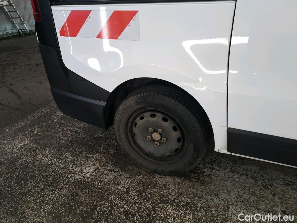  Renault  Trafic  Furgon Grand Confort L1H1 1200 1.6 dCi 125CV BVM6 E6 #24