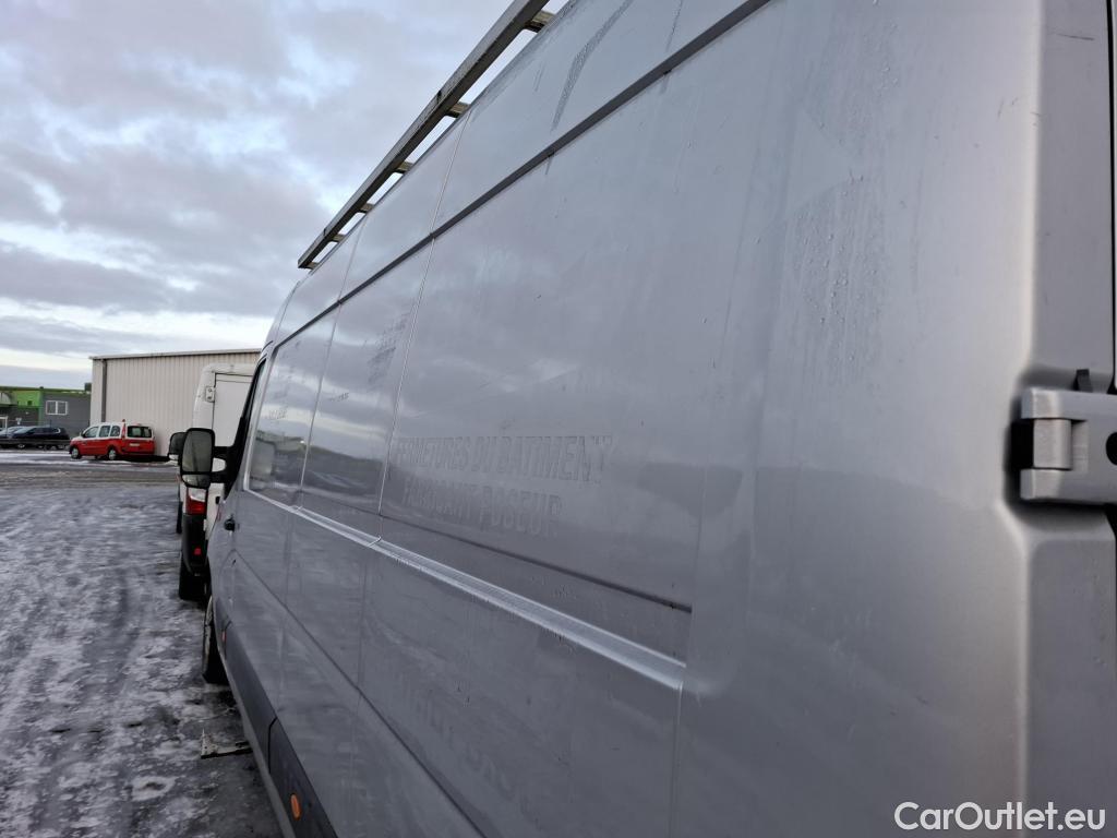  Renault  Master Renault V.I.  VU 4p Fourgon 2.3 125.35 FG L4H2 GC P-MJ #79