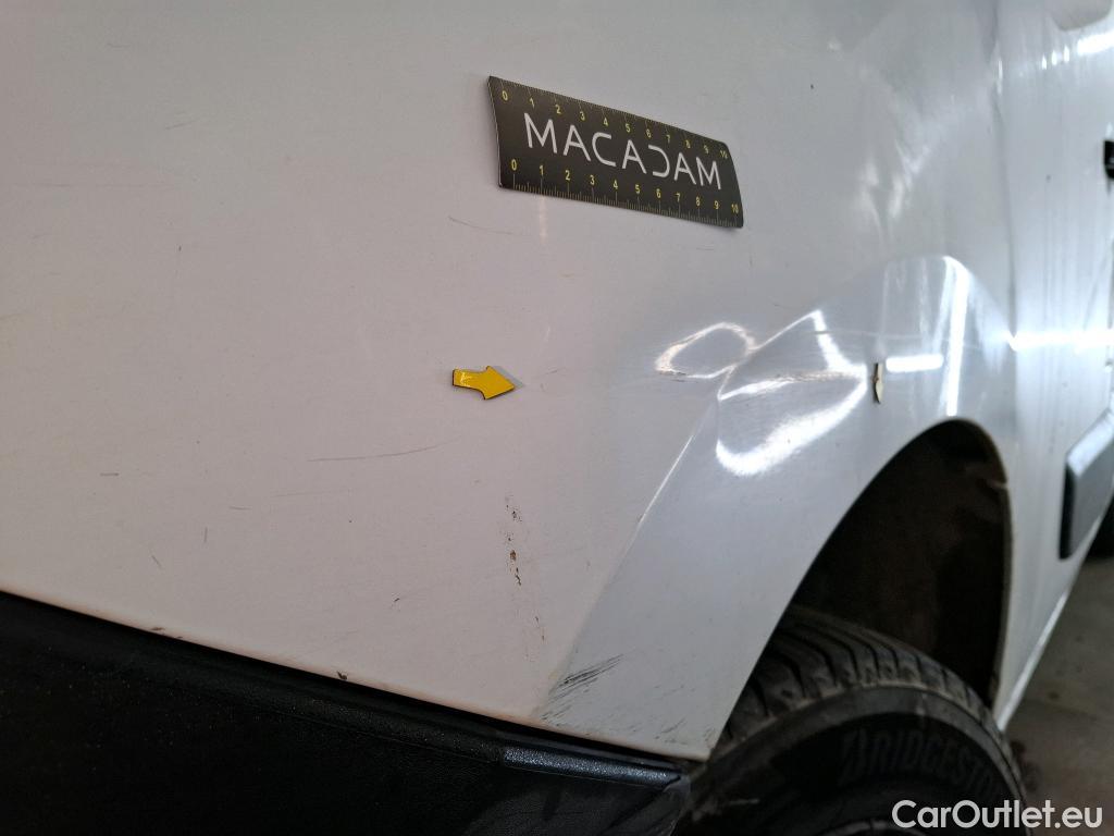  Renault  Master RENAULT  / 2014 / 4P / Fourgon tôlé &FG GCf Trac F3300 L1H1 dCi 110 Euro6 #33