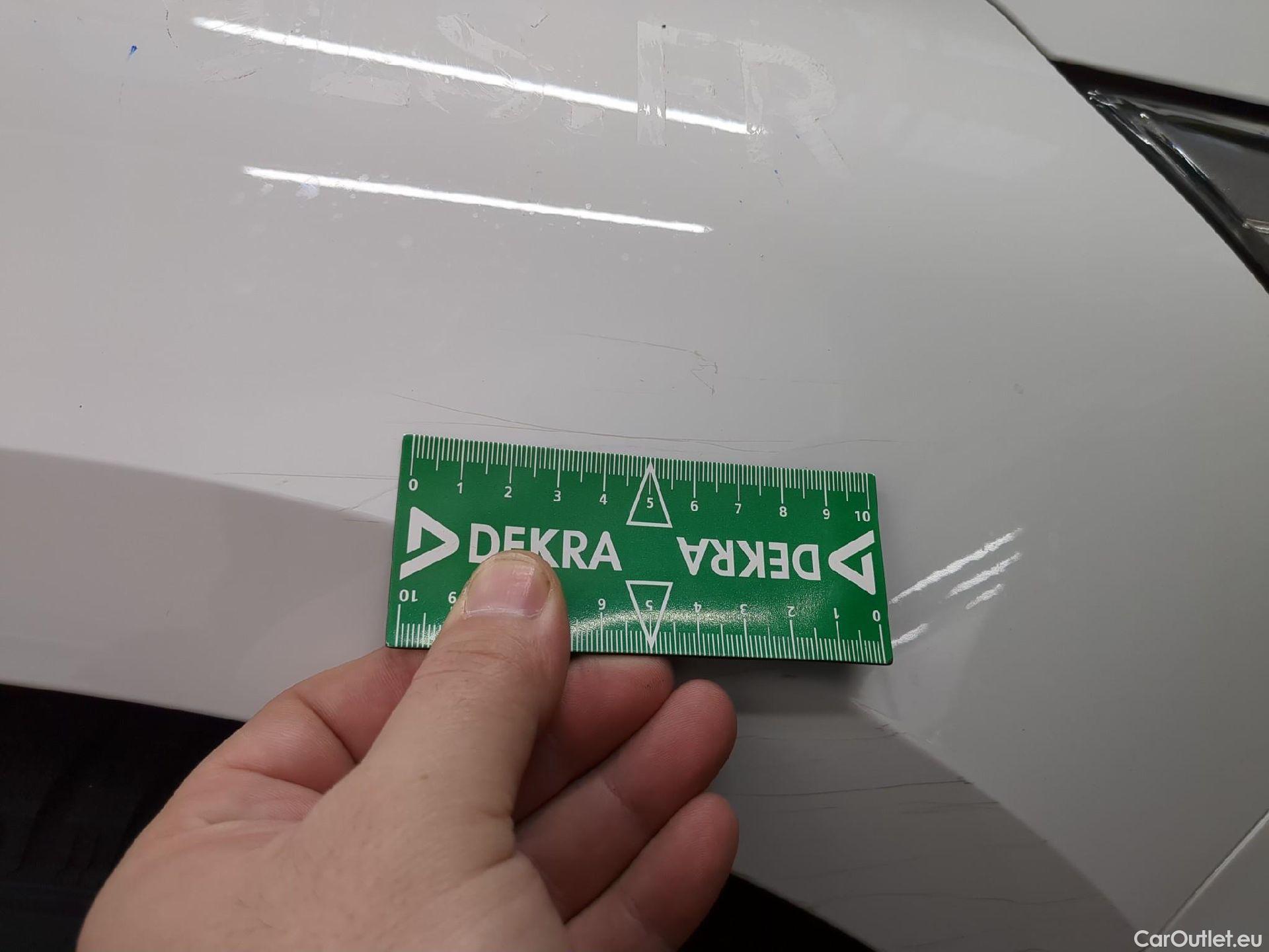  Renault  Megane  IV Berline 5pt. Société Air Nav 1.5 dCi 90CV BVM6 E6 #47