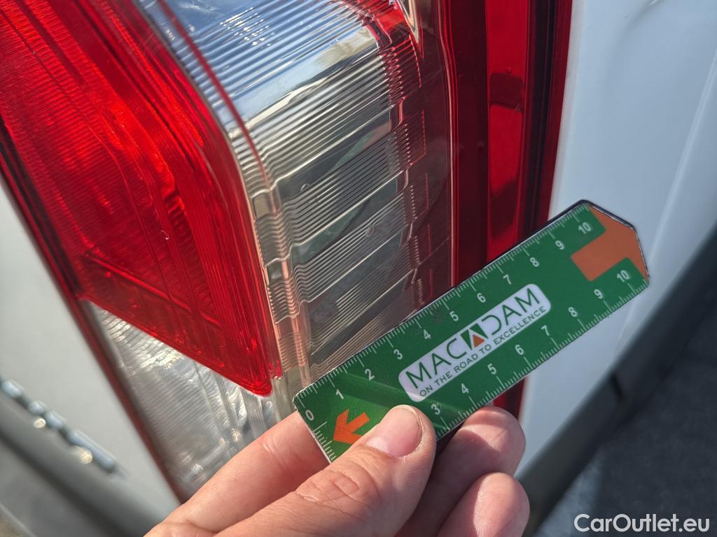  Renault  Master  III Fourgon L2H2 3 5 Grand Confort dCi #22