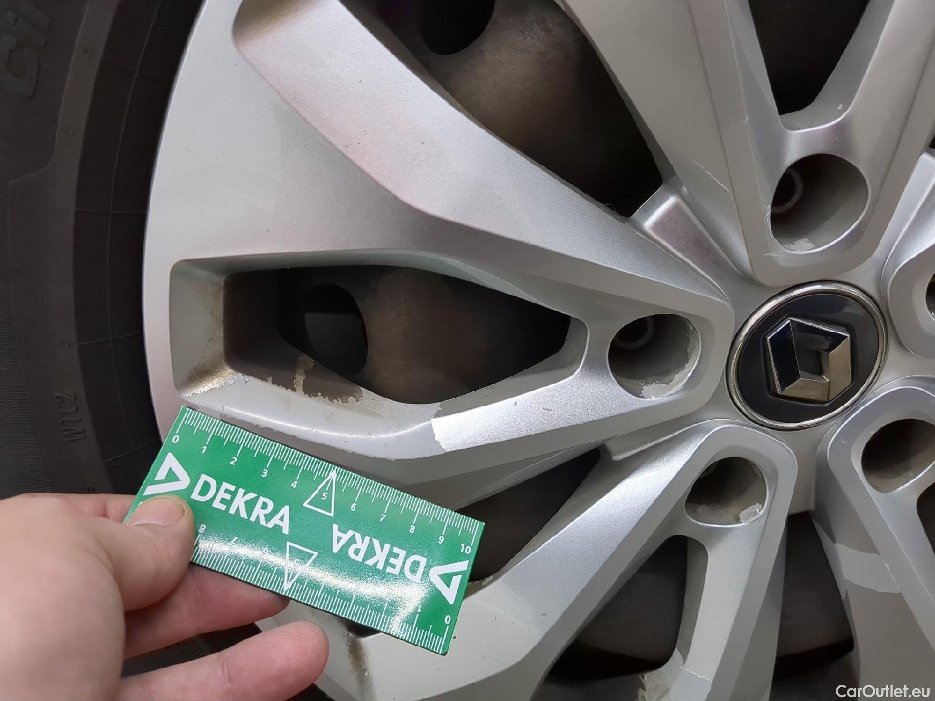  Renault  Megane  IV Berline 5pt. Société Air Nav 1.5 dCi 90CV BVM6 E6 #27