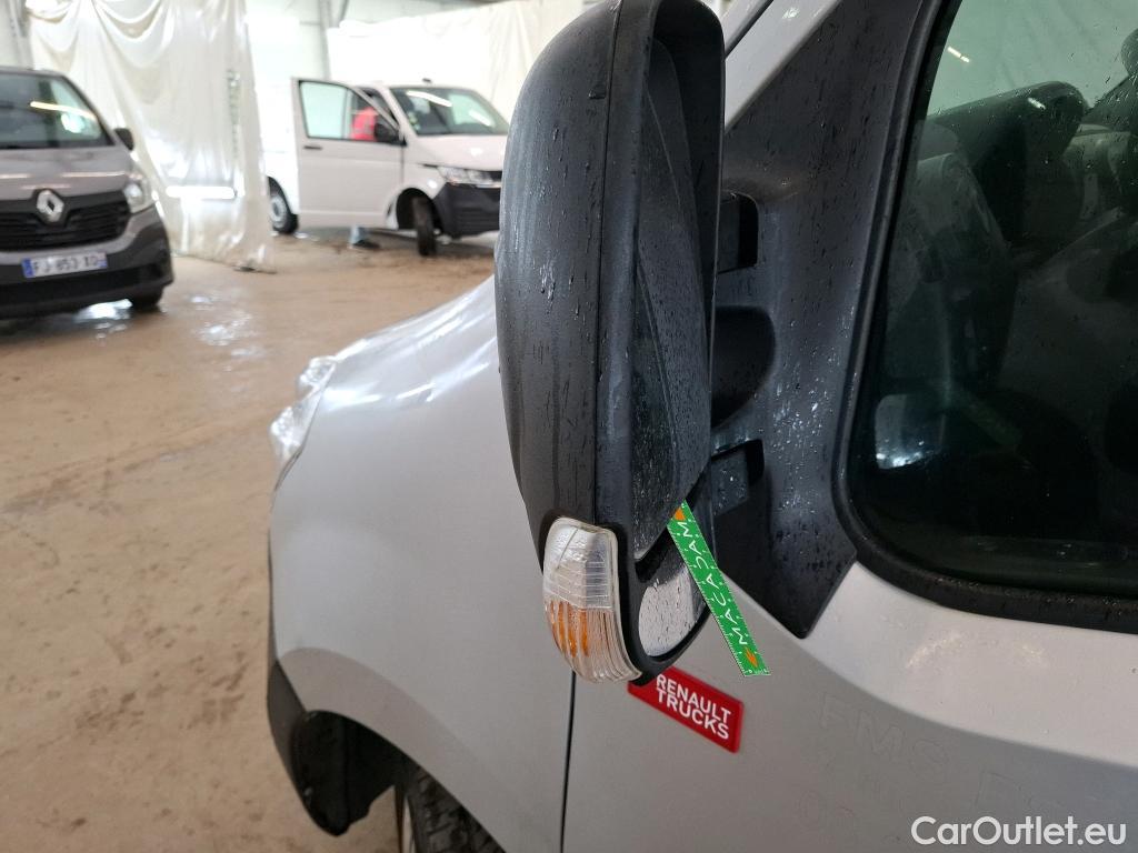  Renault  Master Renault V.I.  VU 4p Fourgon 2.3 125.35 FG L4H2 GC P-MJ #55
