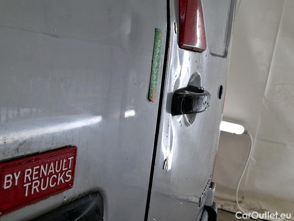  Renault  Master Renault V.I.  VU 4p Fourgon 2.3 125.35 FG L4H2 GC P-MJ #14