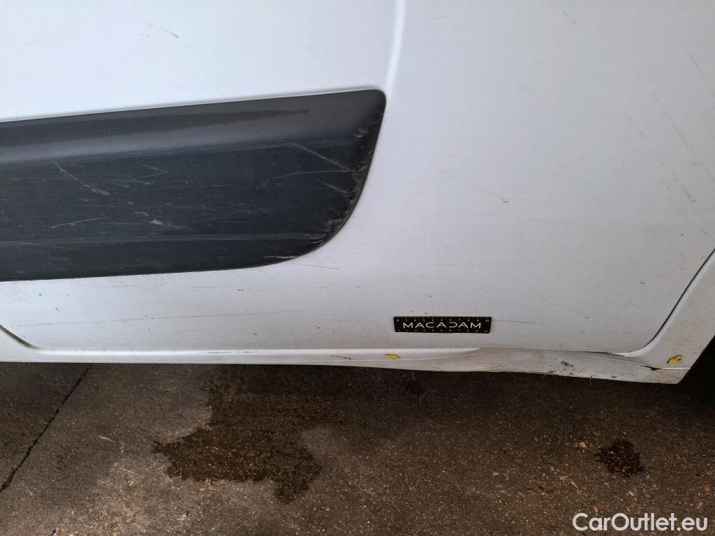  Renault  Master RENAULT  / 2014 / 4P / Fourgon tôlé &FG GCf Trac F3300 L1H1 dCi 110 Euro6 #23