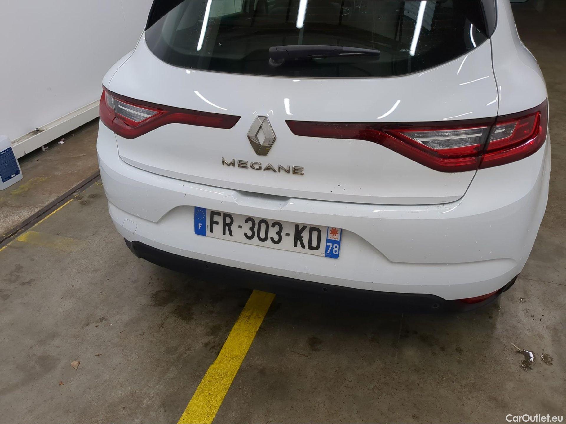  Renault  Megane  IV Berline 5pt. Société Air Nav 1.5 dCi 90CV BVM6 E6 #39