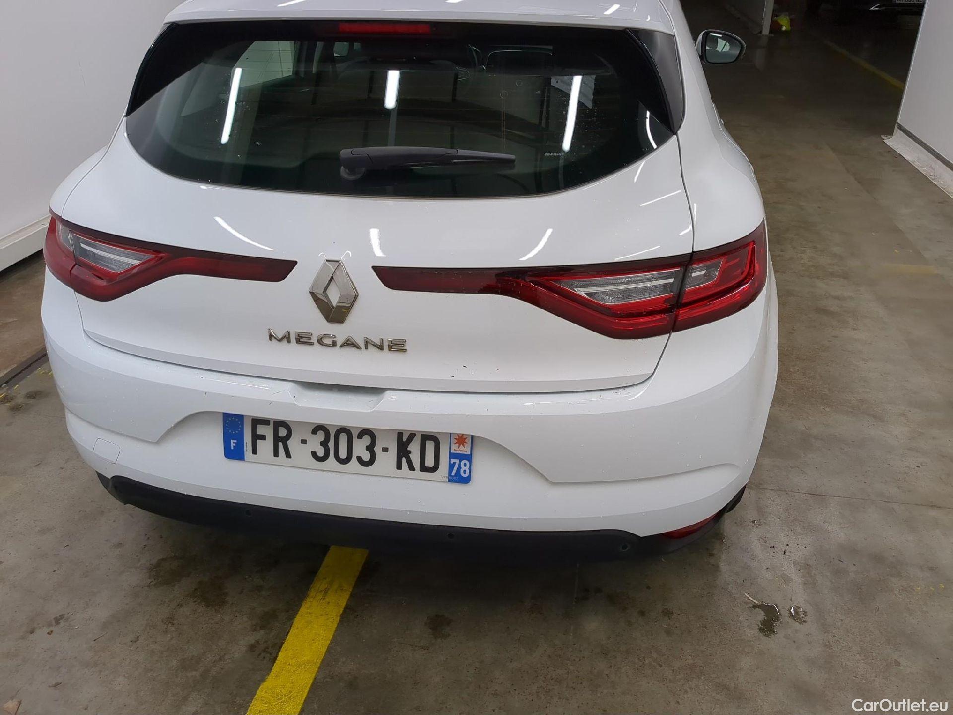  Renault  Megane  IV Berline 5pt. Société Air Nav 1.5 dCi 90CV BVM6 E6 #30