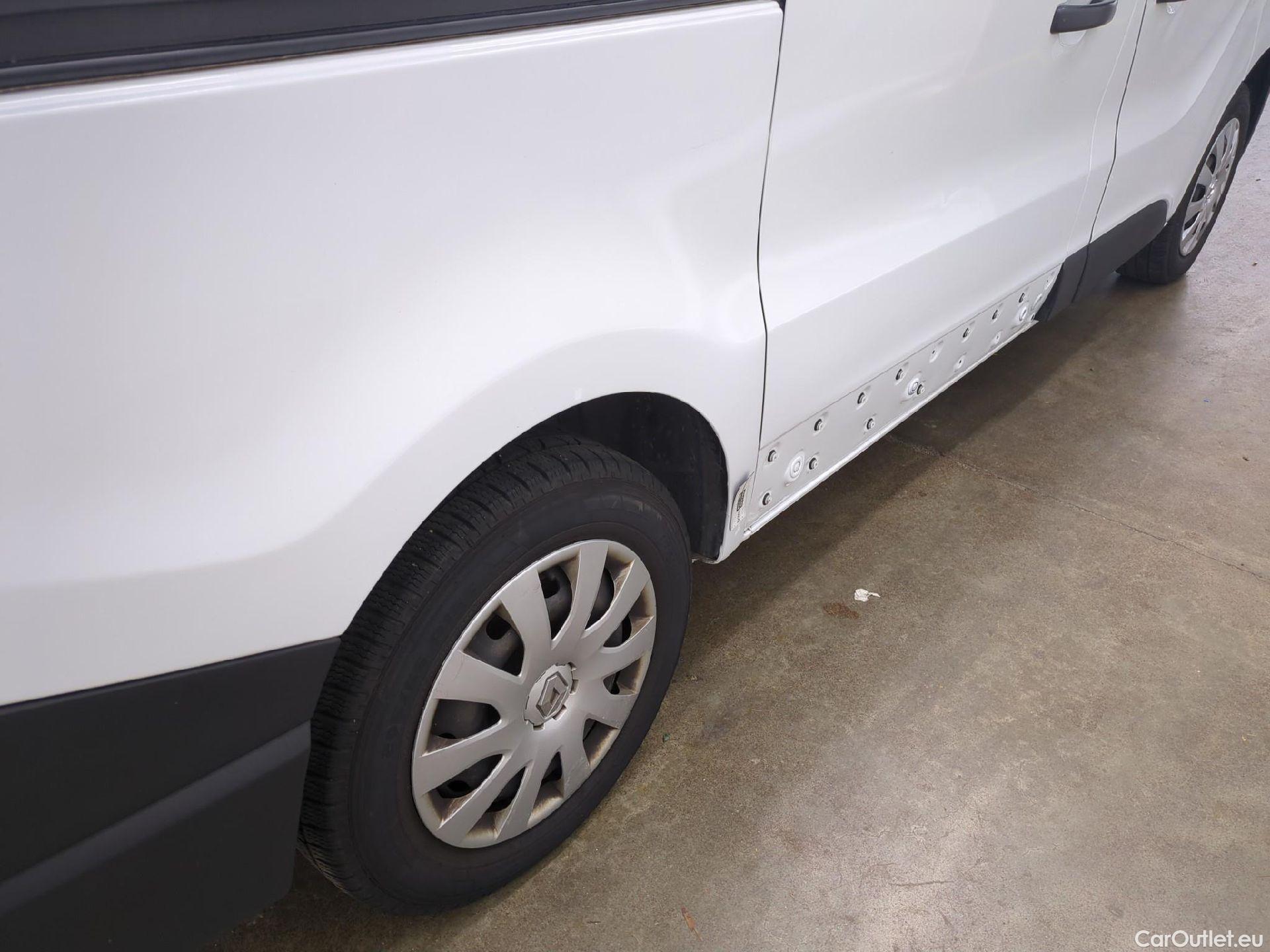  Renault  Trafic  Furgon Grand Confort L1H1 1000 1.6 dCi 120CV BVM6 E6 #49