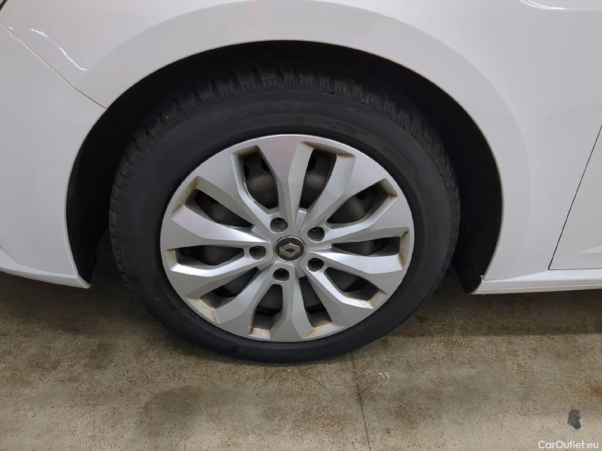  Renault  Megane  IV Berline 5pt. Société Air Nav 1.5 dCi 90CV BVM6 E6 #28