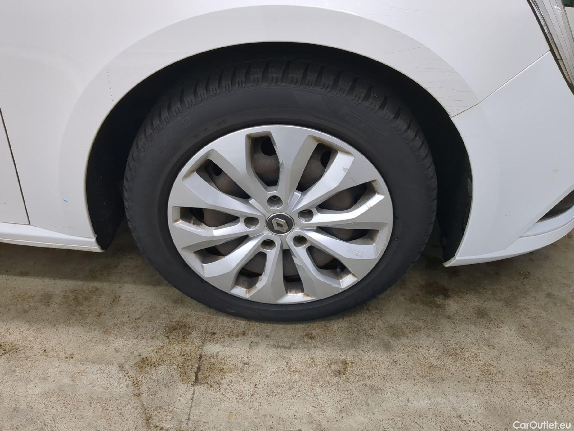  Renault  Megane  IV Berline 5pt. Société Air Nav 1.5 dCi 90CV BVM6 E6 #25