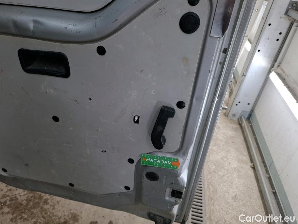  Renault  Master Renault V.I.  VU 4p Fourgon 2.3 125.35 FG L4H2 GC P-MJ #66