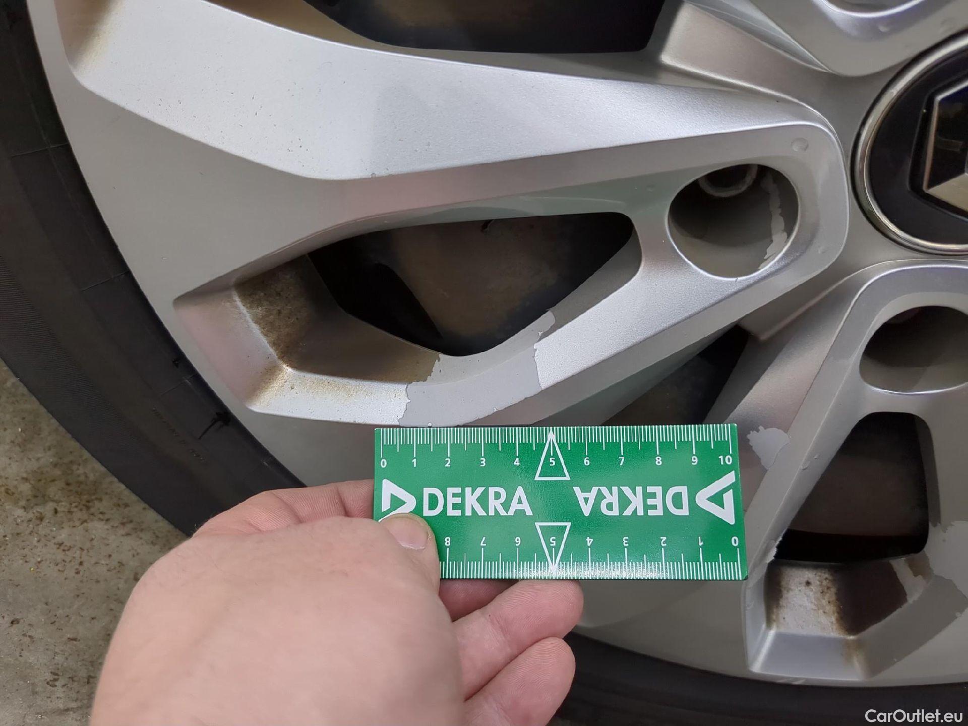  Renault  Megane  IV Berline 5pt. Société Air Nav 1.5 dCi 90CV BVM6 E6 #22