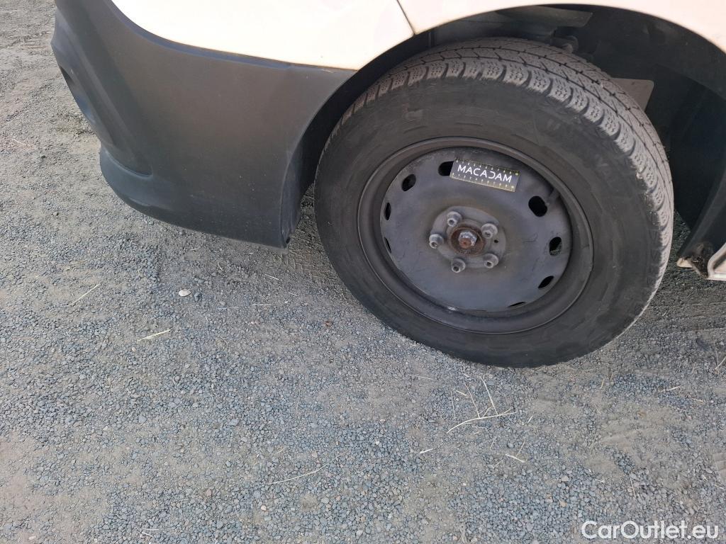  Renault  Trafic  III Fourgon L2H1 1300 Confort 1.6 dCi 120CV BVM6 E6dT #19