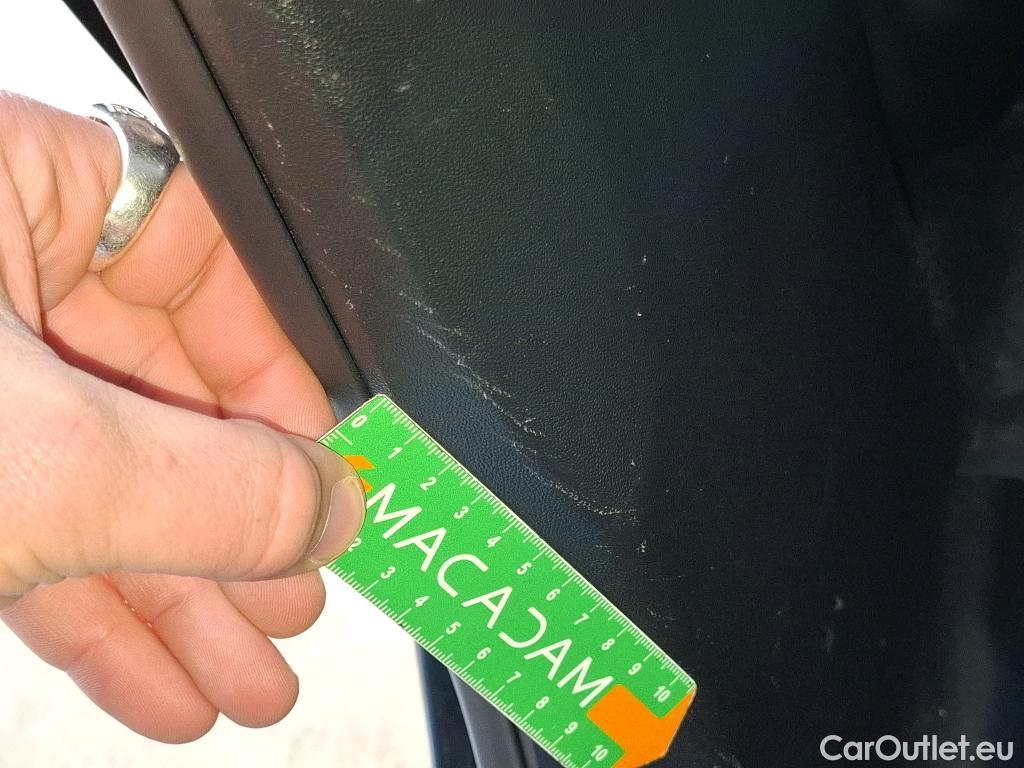  Peugeot  208  Affaire Premium Pack 1.5 HDi 100CV BVM5 E6dT #38