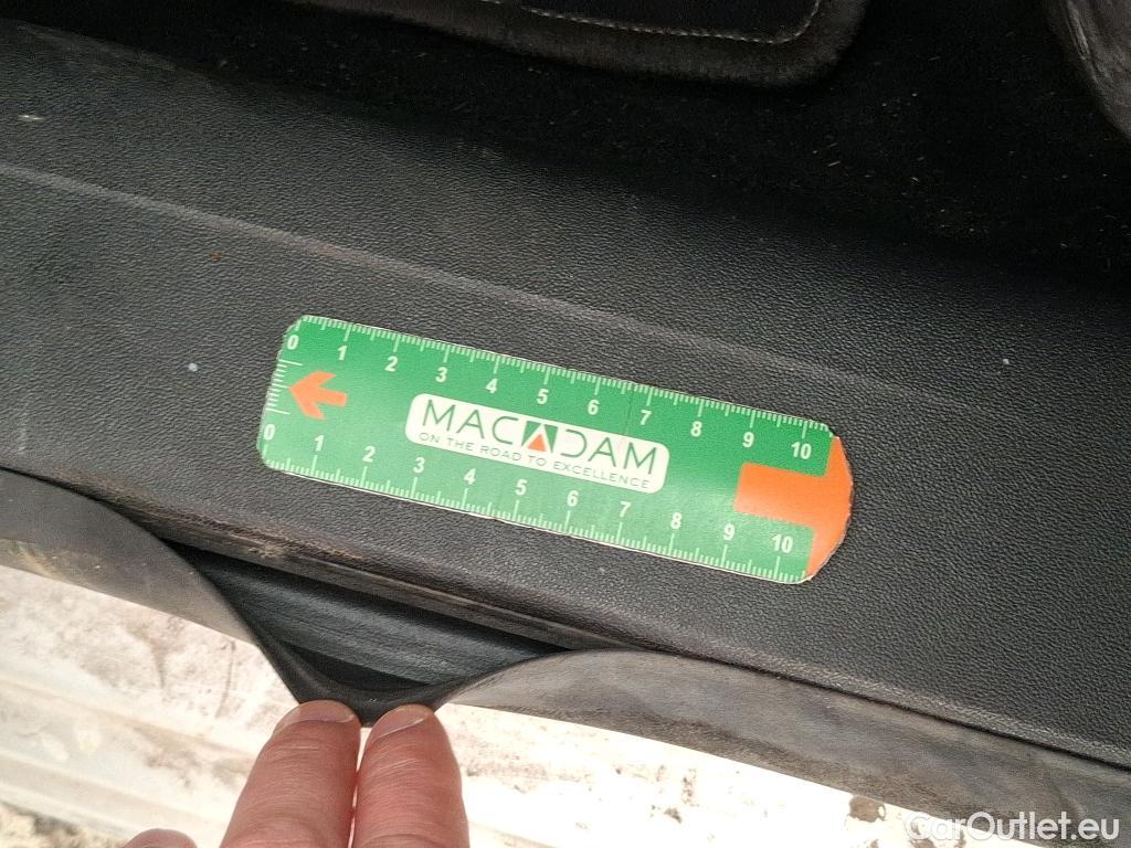  Peugeot  208  Affaire Premium 1.6 HDi 100CV BVM5 E6 #26