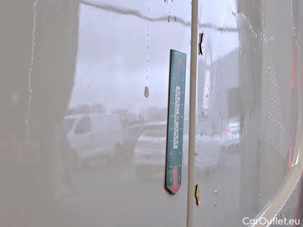  Renault  Trafic  III Fourgon L2H1 3T Confort 2.0 dCi 130CV BVM6 E6d #12