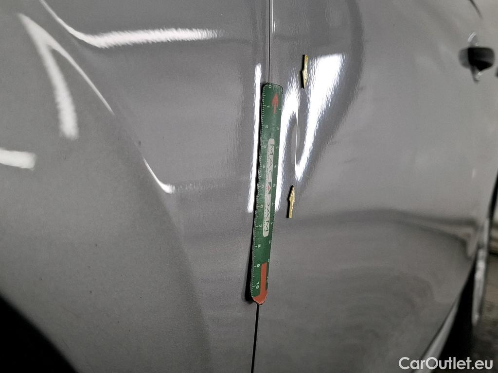  Peugeot  208  Affaire Premium 1.6 HDi 100CV BVM5 E6 #4