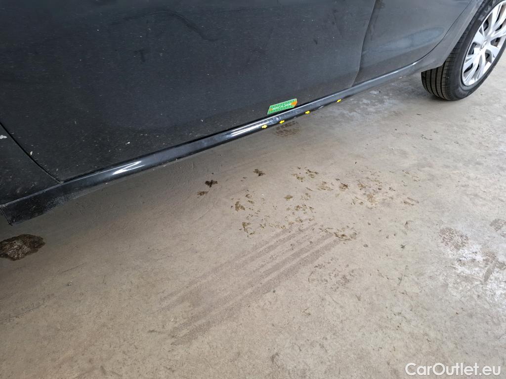  Peugeot  208  Affaire Premium Pack 1.5 HDi 100CV BVM5 E6dT #91