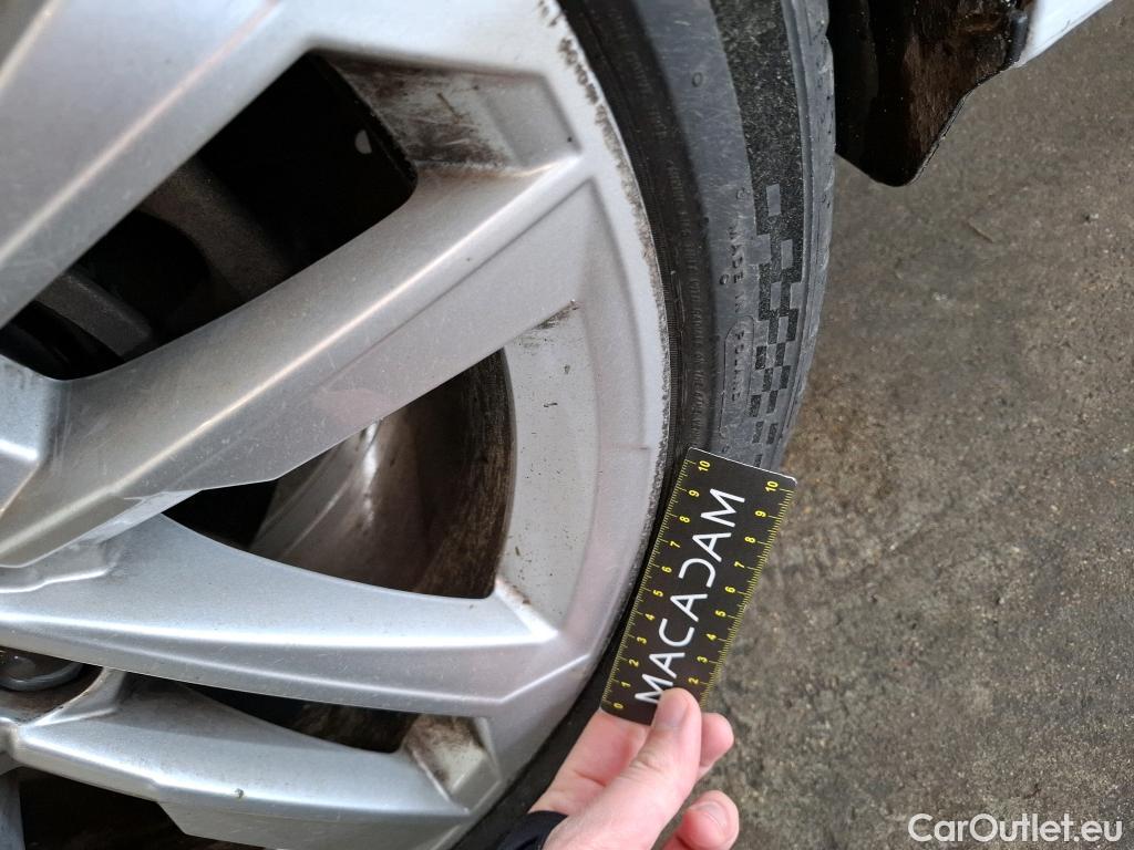  Audi  A3  Sportback 35 TDI Business Line 2.0 TDI 150CV BVA7 E6d #24