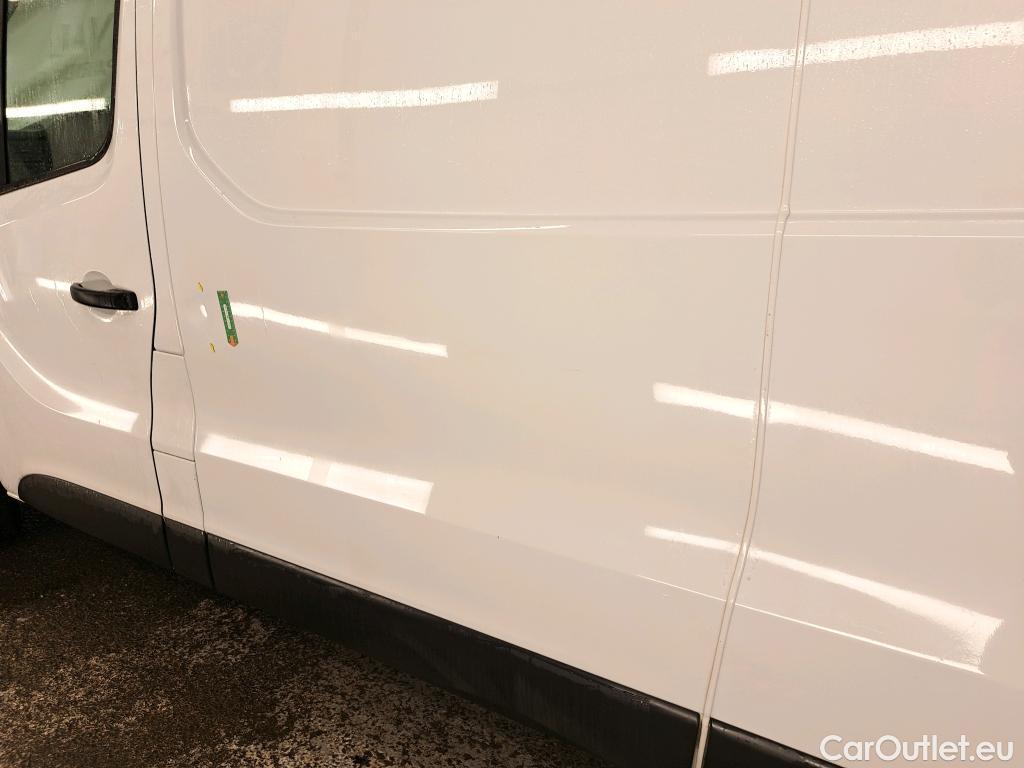  Renault  Trafic  III Fourgon L2H1 3T Confort 2.0 dCi 130CV BVM6 E6d #1