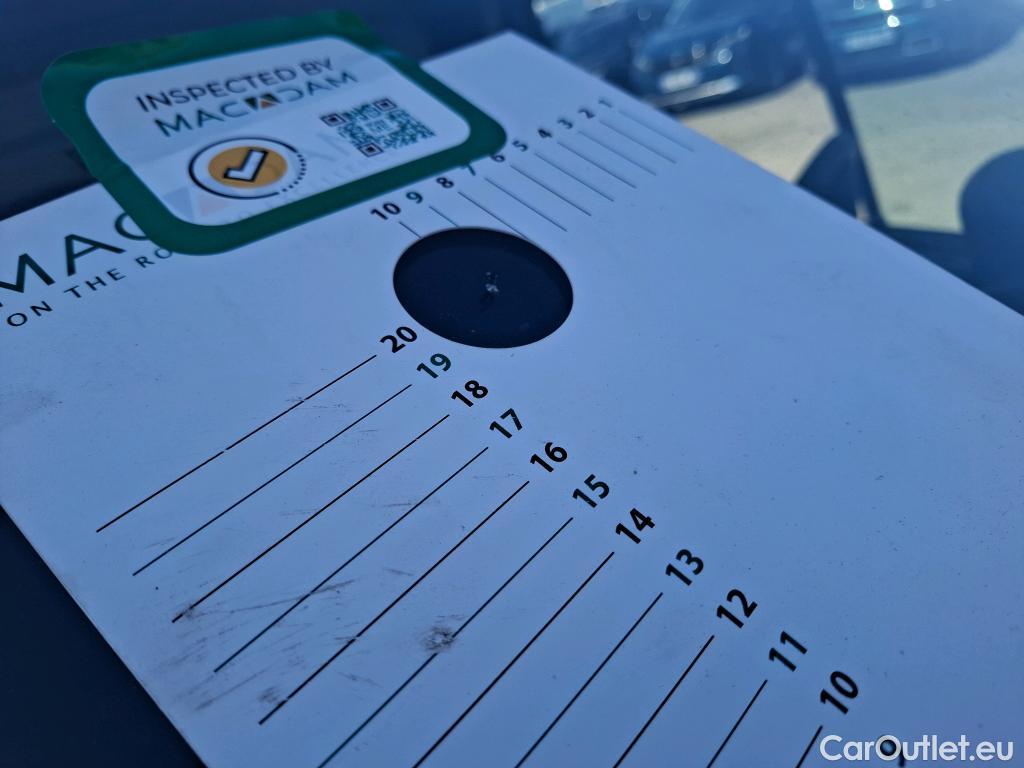  Renault  Trafic  III Fourgon L2H1 1300 Confort 1.6 dCi 120CV BVM6 E6dT #4