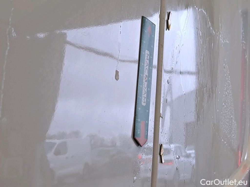  Renault  Trafic  III Fourgon L2H1 3T Confort 2.0 dCi 130CV BVM6 E6d #13