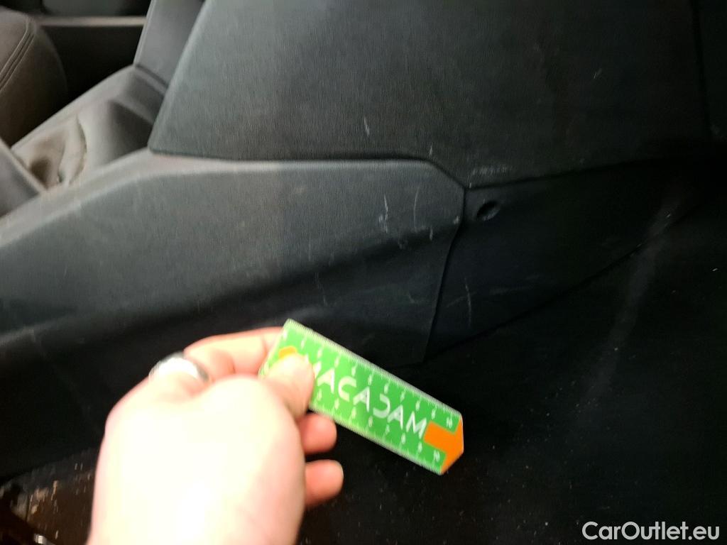  Peugeot  208  Affaire Premium Pack 1.5 HDi 100CV BVM5 E6dT #30