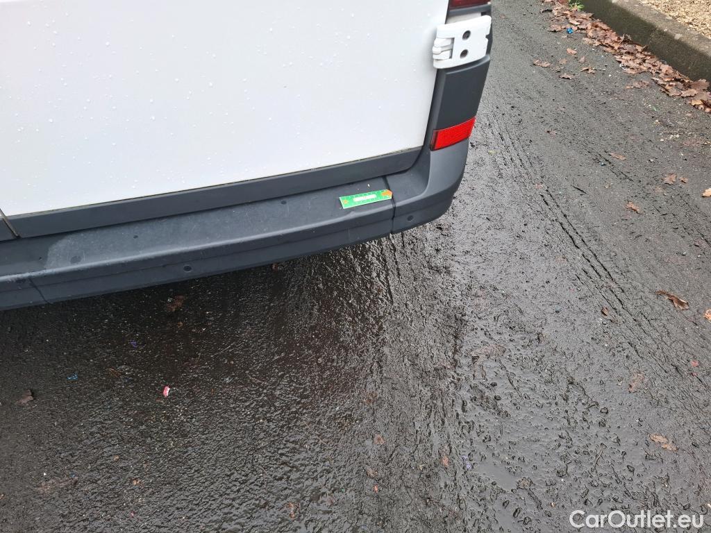  Volkswagen  Crafter  Fourgon 35 Fourgon L4H3 FWD 2.0 TDI 140CV BVM6 E6 #14