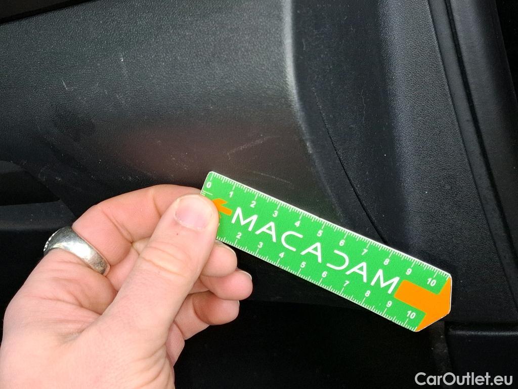  Peugeot  208  Affaire Premium Pack 1.5 HDi 100CV BVM5 E6dT #36